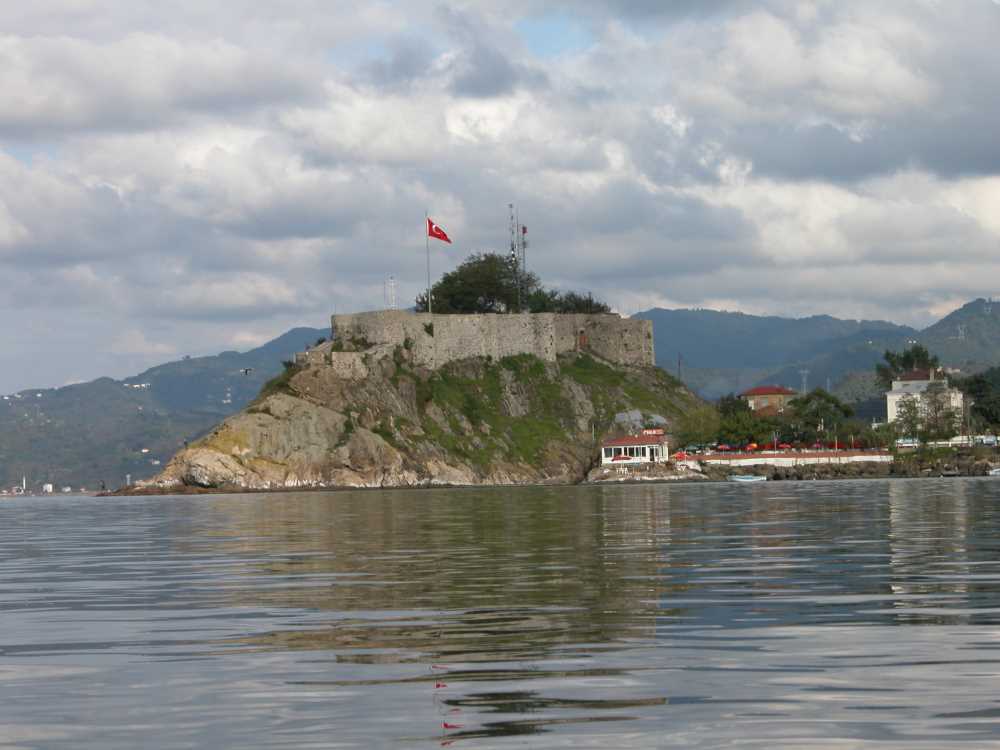 Tirebolu Kalesi