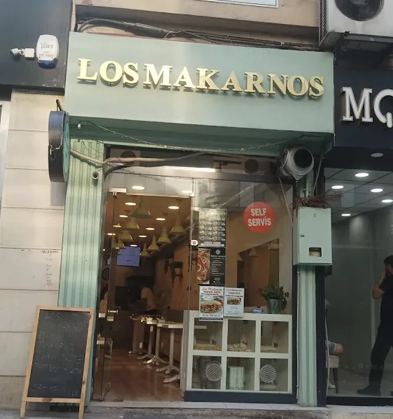 Los Makarnos